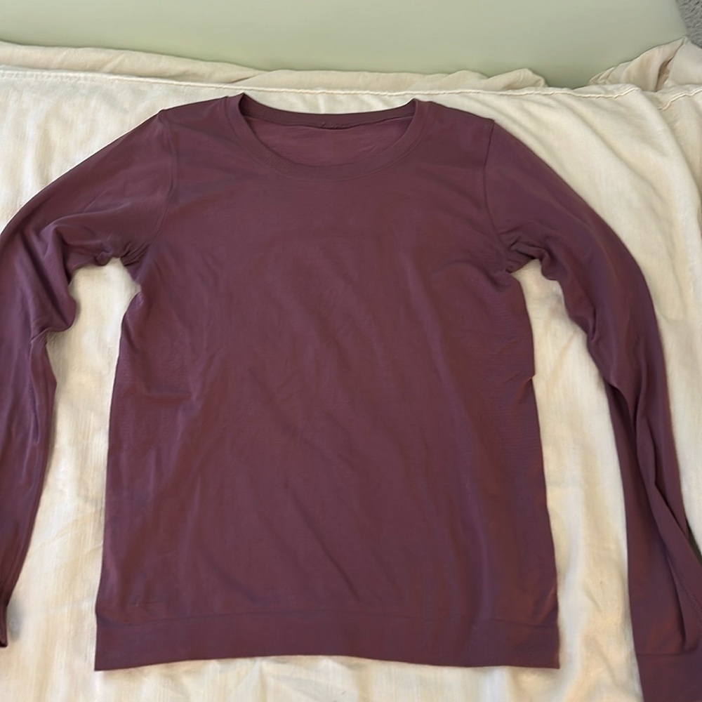 Loose Fitting Switfly Long Sleeve